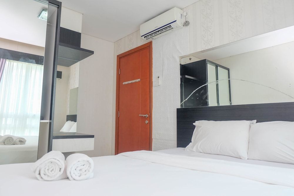 undefined Comfort And Elegant 2Br At Woodland Park Residence Apartment 9