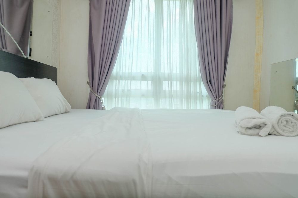 undefined Comfort And Elegant 2Br At Woodland Park Residence Apartment 8