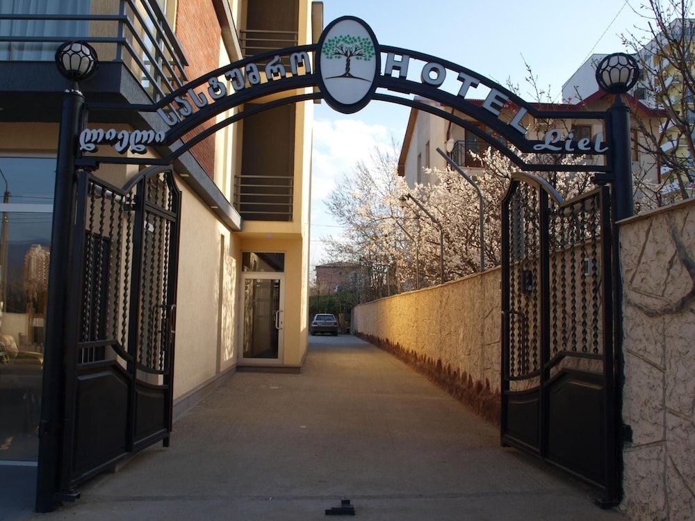 undefined Hotel Liel 8