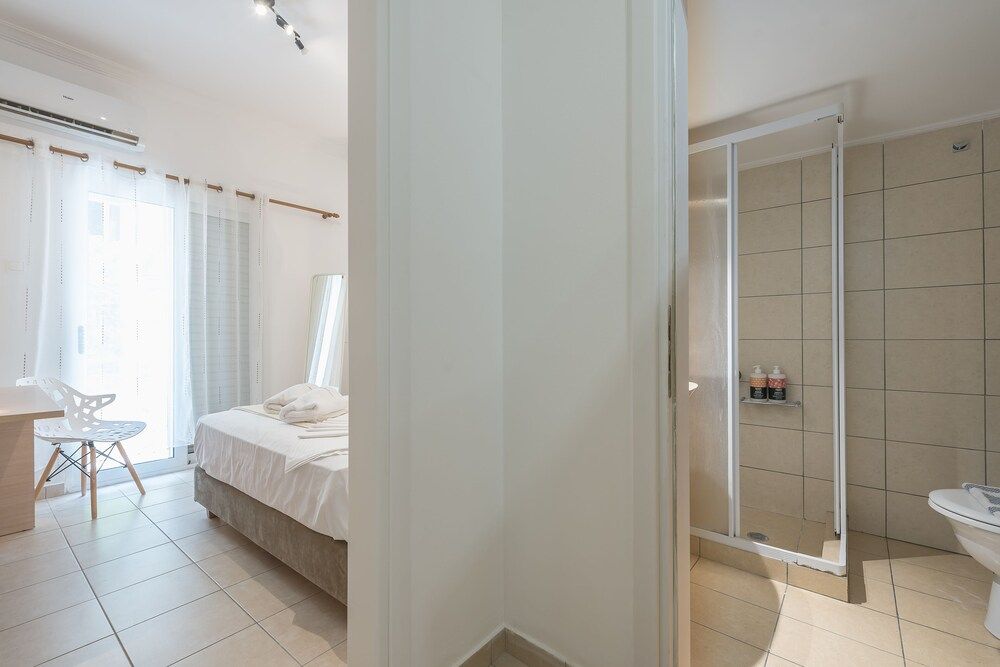 Elegant Koukaki Studio by Cloudkeys City Studio 10