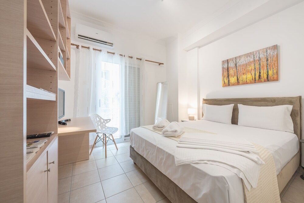 Elegant Koukaki Studio by Cloudkeys City Studio 23