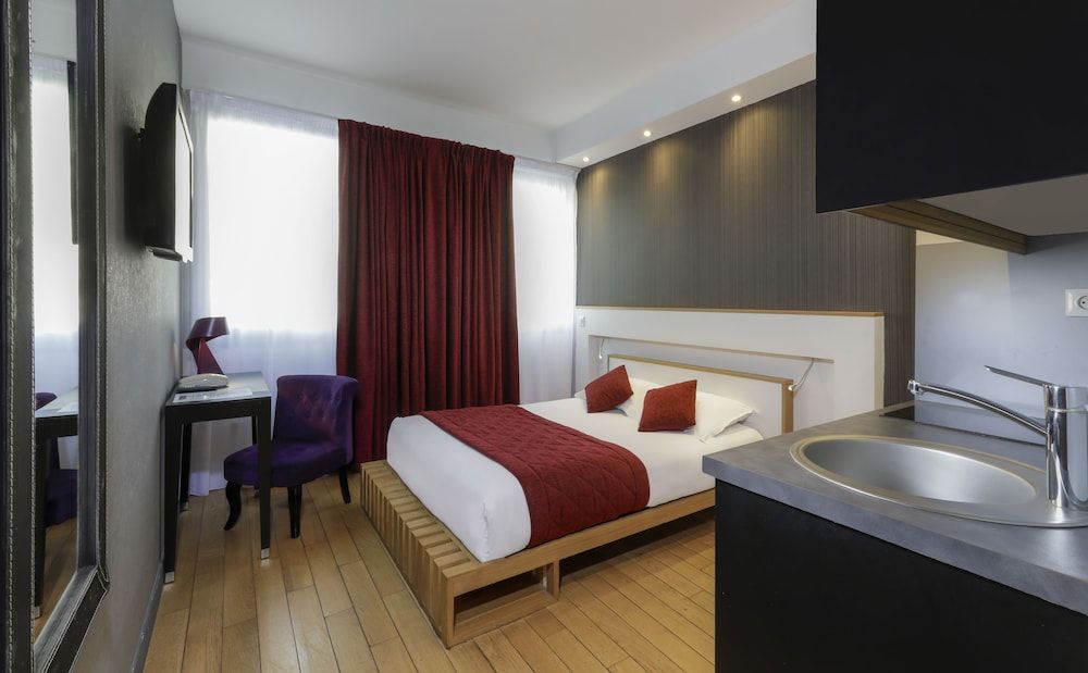 Hotel Ambre Classic Double Room 3