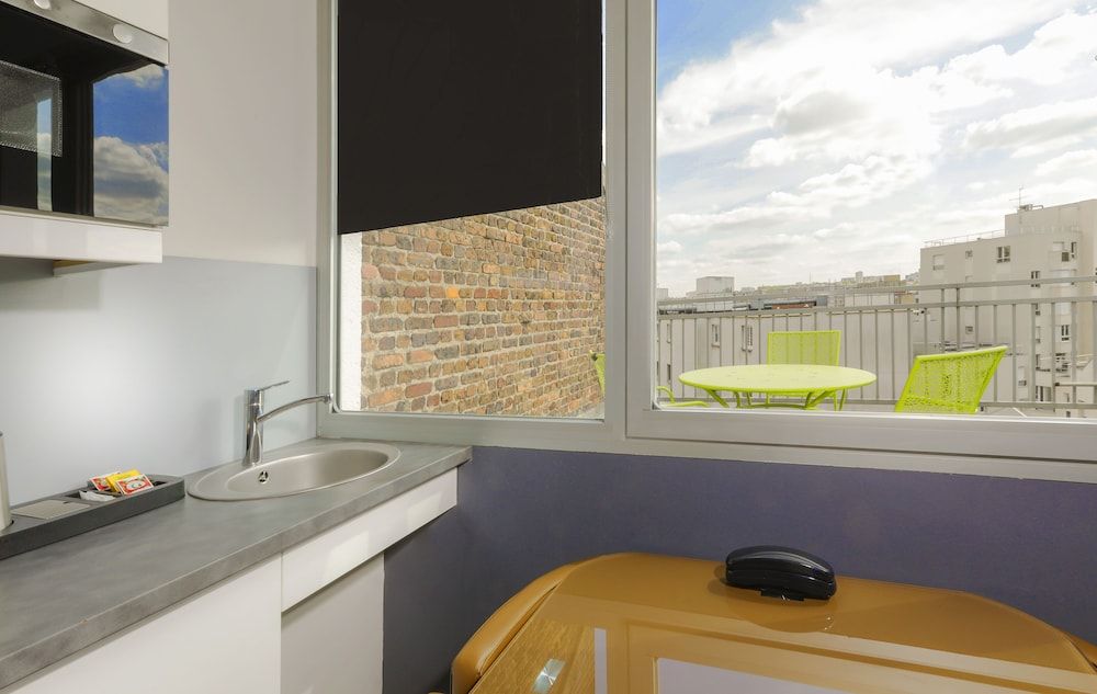 undefined Hotel Ambre 10