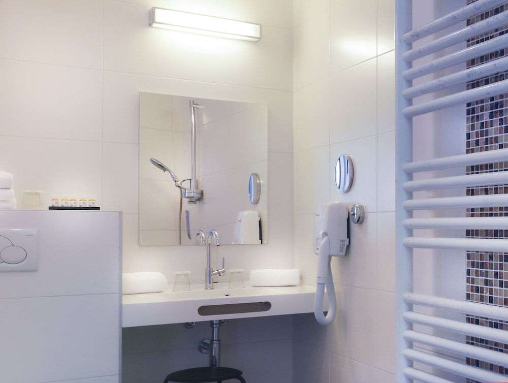 undefined Hotel Ambre 10