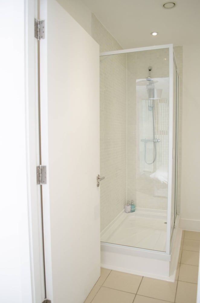 Henry Street - Apt 22 Apartment, 2 Bedrooms 27