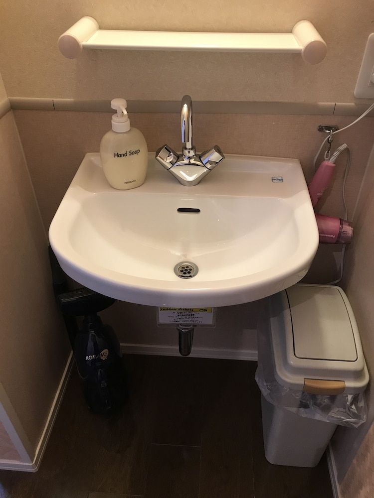 RokuRoku - Hostel Shared Dormitory, Men only (1 Guest) 3