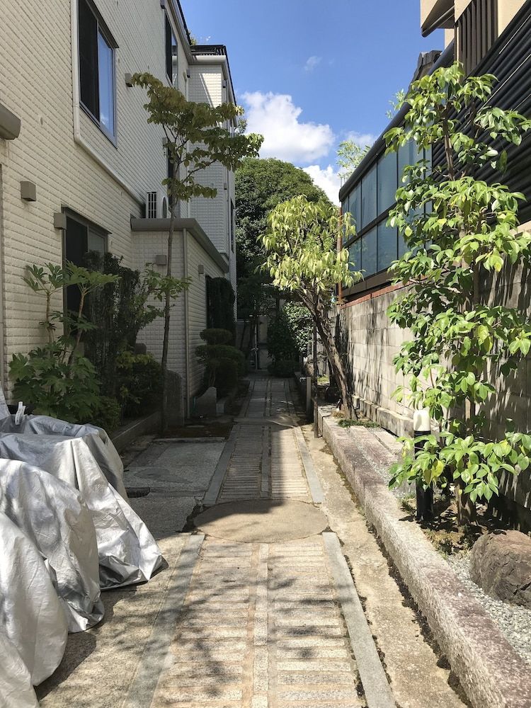 undefined RokuRoku - Hostel