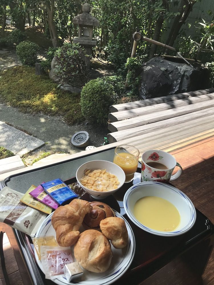 undefined RokuRoku - Hostel 5