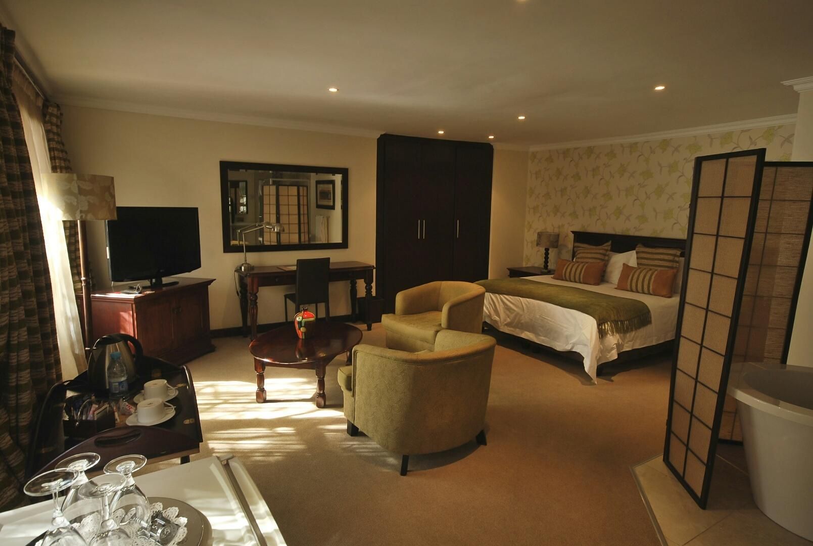 Suite 3