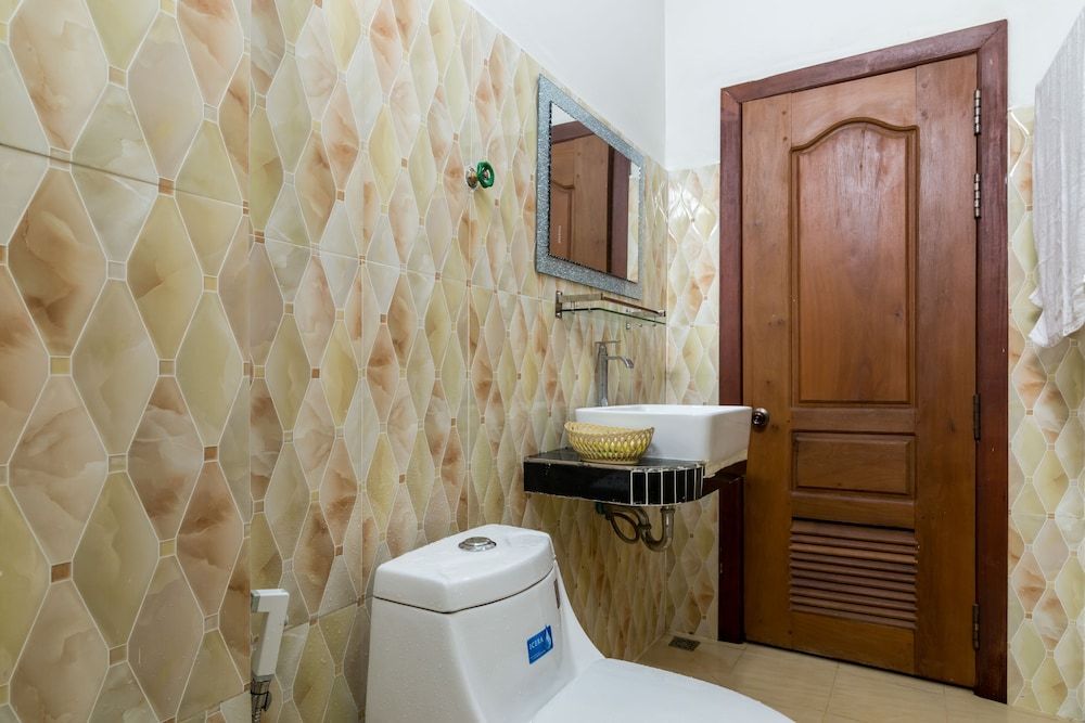 Aniza Angkor Villa Deluxe Twin City View 3