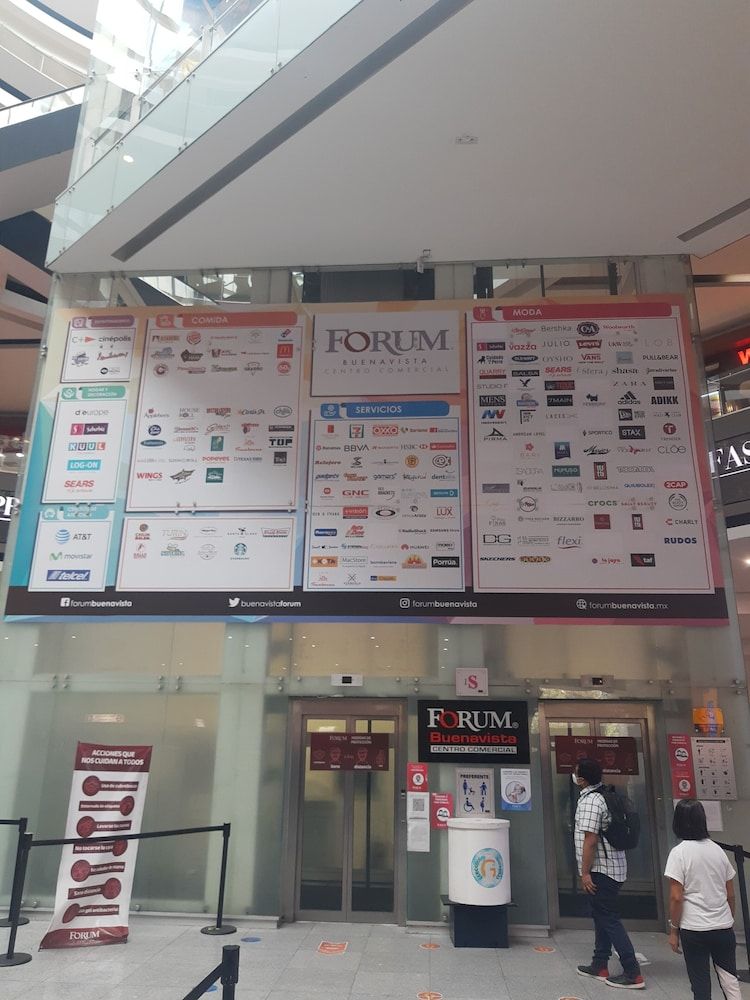 undefined Hostal Emperador 3