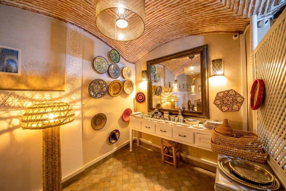 undefined Riad 7 Saints 5