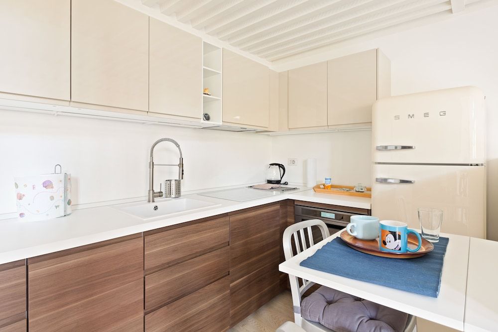 undefined Elegant Loft with balcony 9