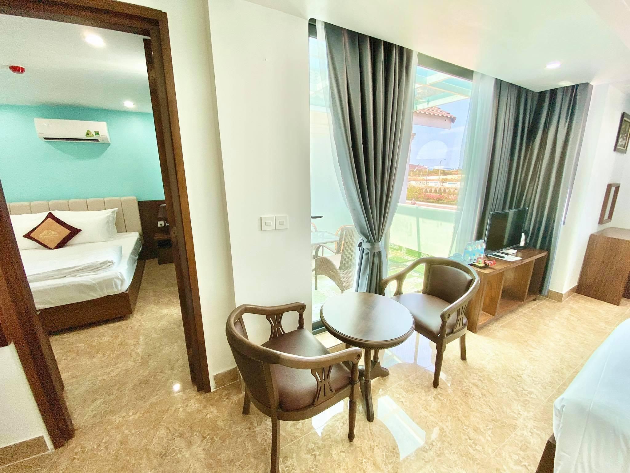 Executive City View Family Room with Balcony