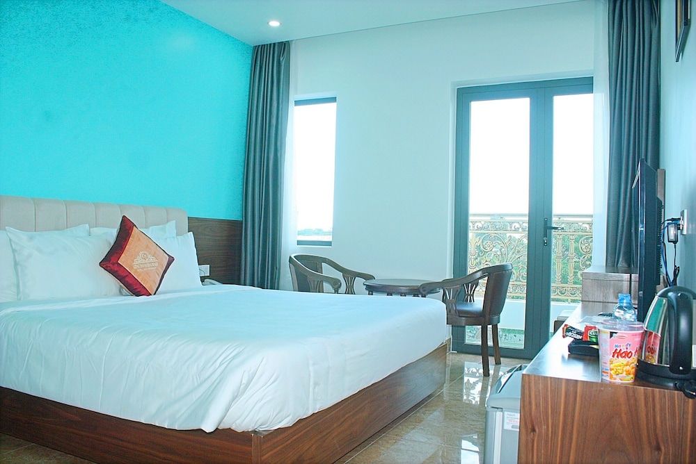 Cong Thanh Long Beach Hotel Deluxe Double Room 3