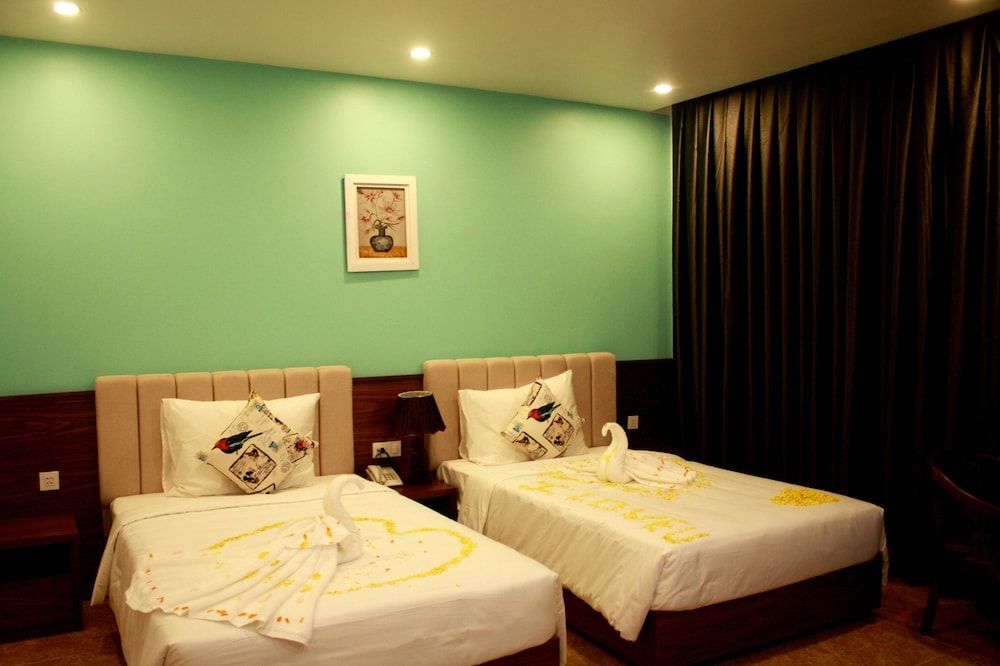 Cong Thanh Long Beach Hotel Deluxe Twin Room
