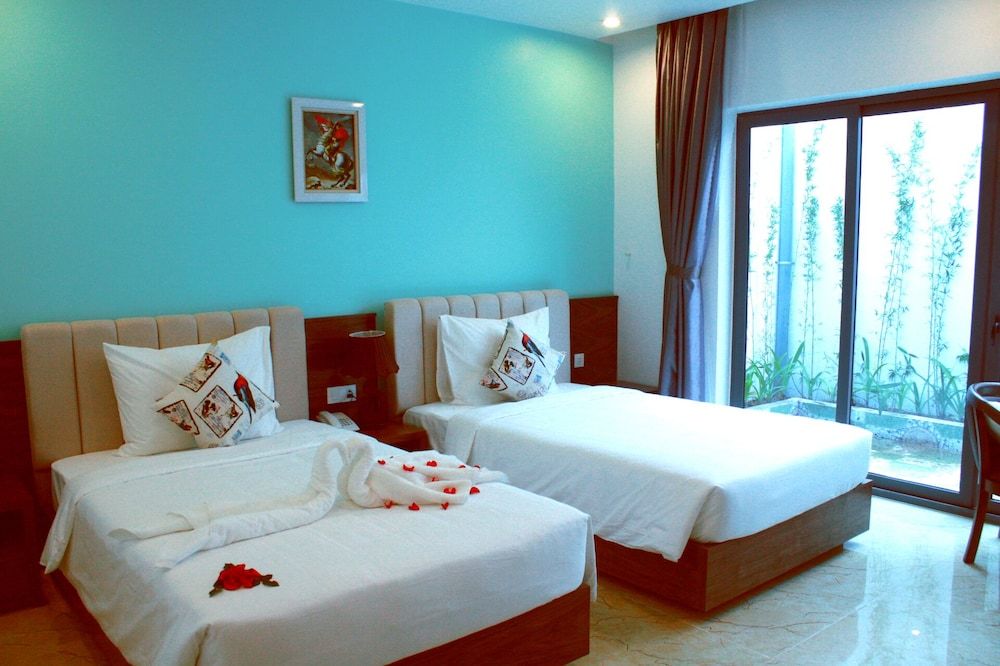 Cong Thanh Long Beach Hotel Deluxe Twin Room 9