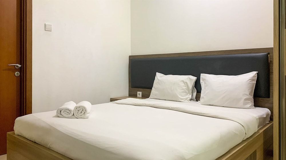 undefined Spacious And Comfy 2Br Apartment Green Bay Condominium 6