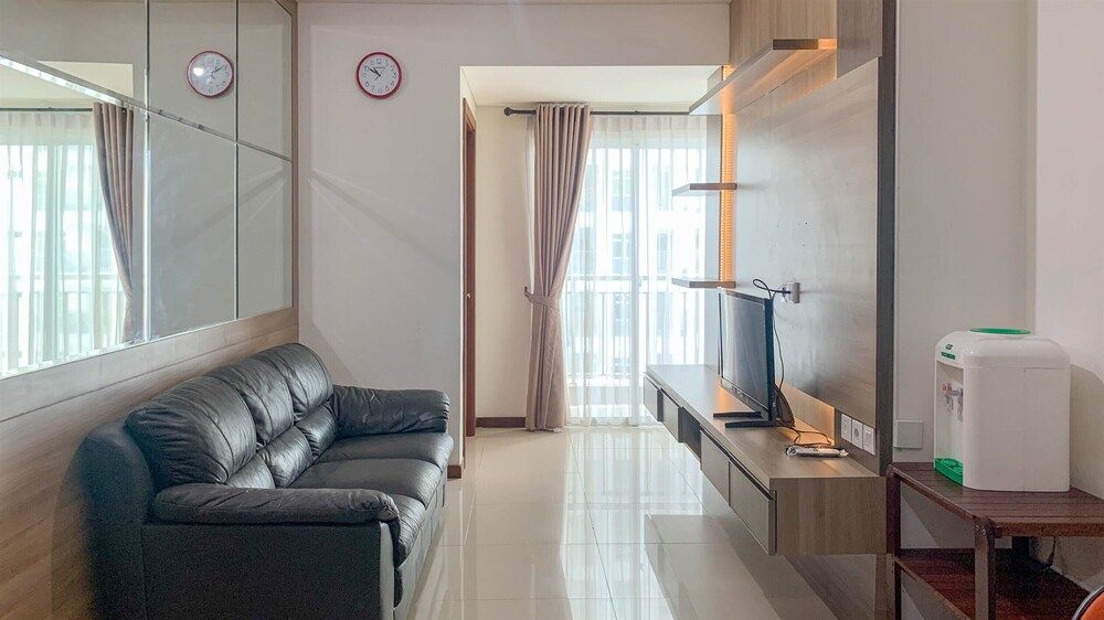 undefined Spacious And Comfy 2Br Apartment Green Bay Condominium 10