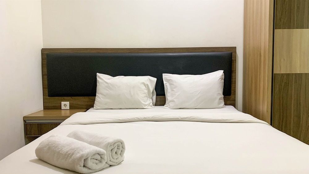 undefined Spacious And Comfy 2Br Apartment Green Bay Condominium 5