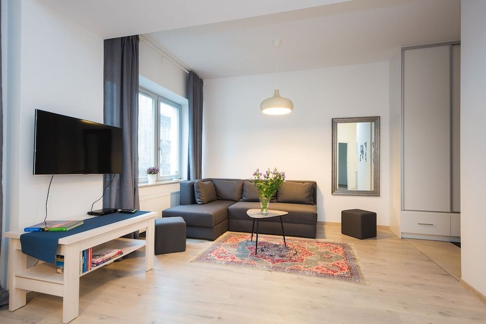 undefined ShortStayPoland Środkowa - B49 5