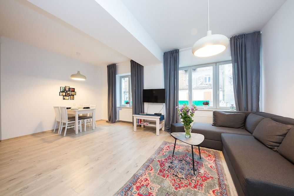 undefined ShortStayPoland Środkowa - B49