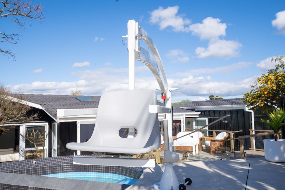 undefined Attitude BnB 5