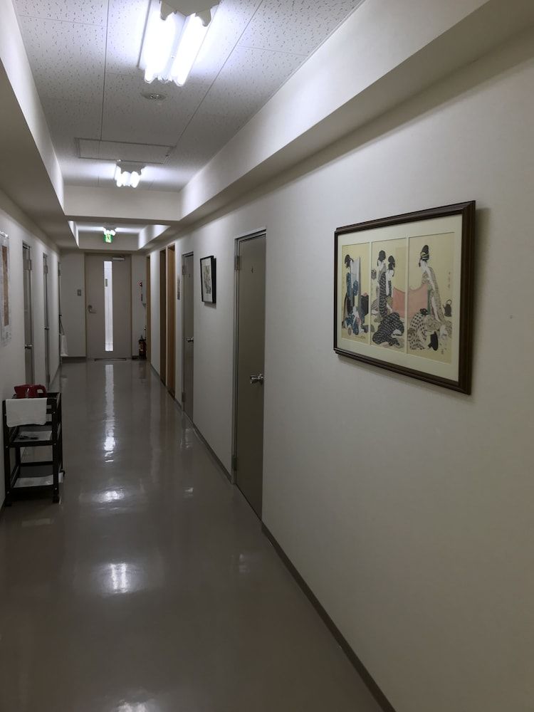 Career Corporation Bunk Bed Room Non Smoking Check-in 12-7pm Must contact arrival time 5