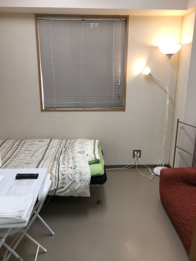 Career Corporation Economy Single Room Non Smoking Check-in 12-7pm Must contact arrival time 2