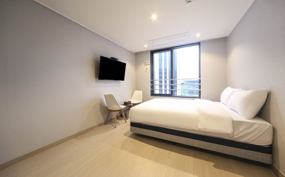 undefined Hotel 26 6