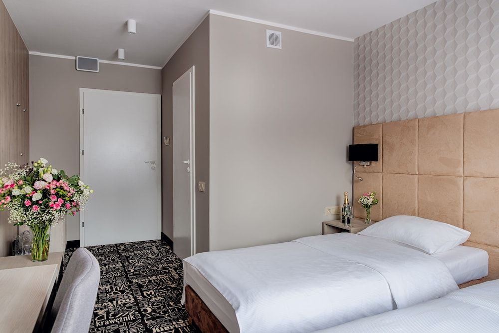 Citi Hotel's Warszawa-Falenty Junior Twin Room