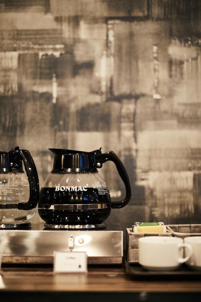 undefined Hotel The Rock 5