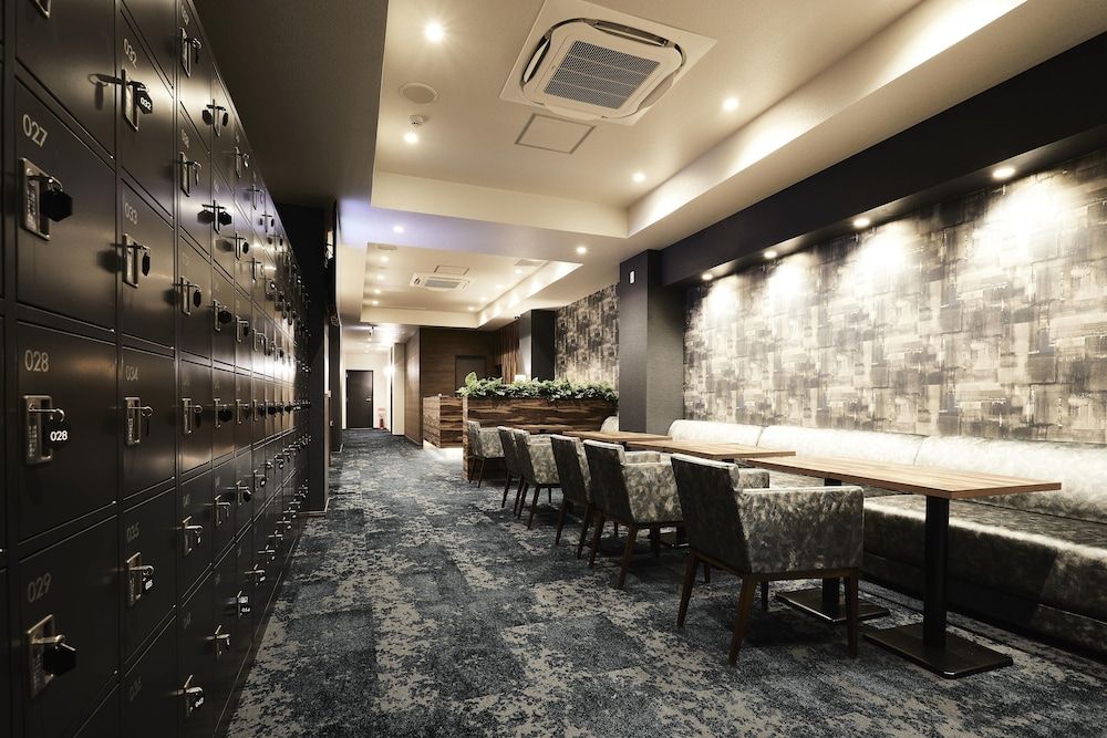 undefined Hotel The Rock 6