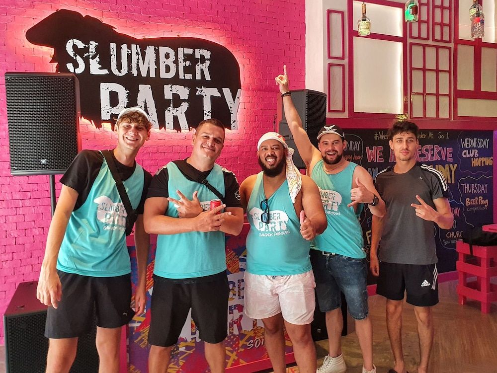 undefined Slumber Party Soi 1 3