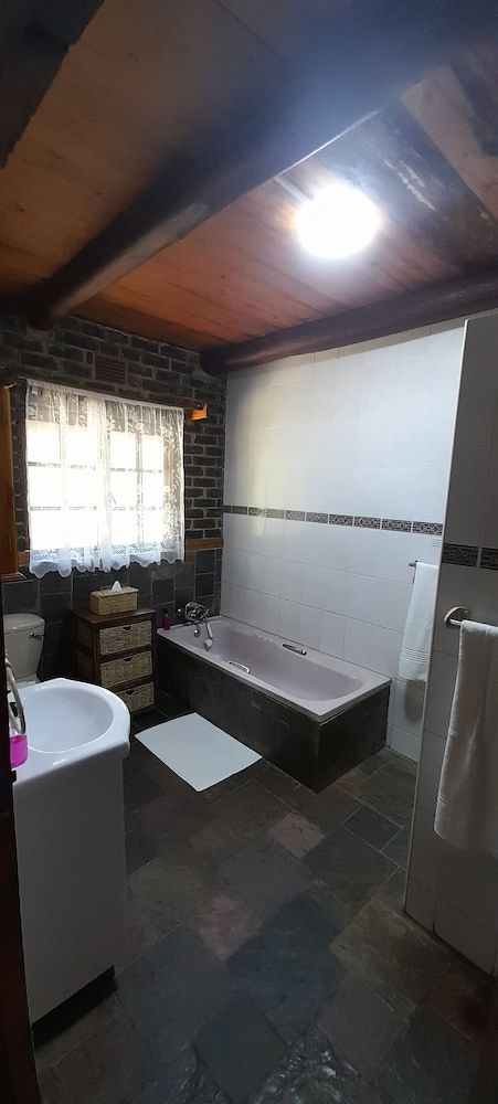 Ezulwini Game Lodge Family House 8