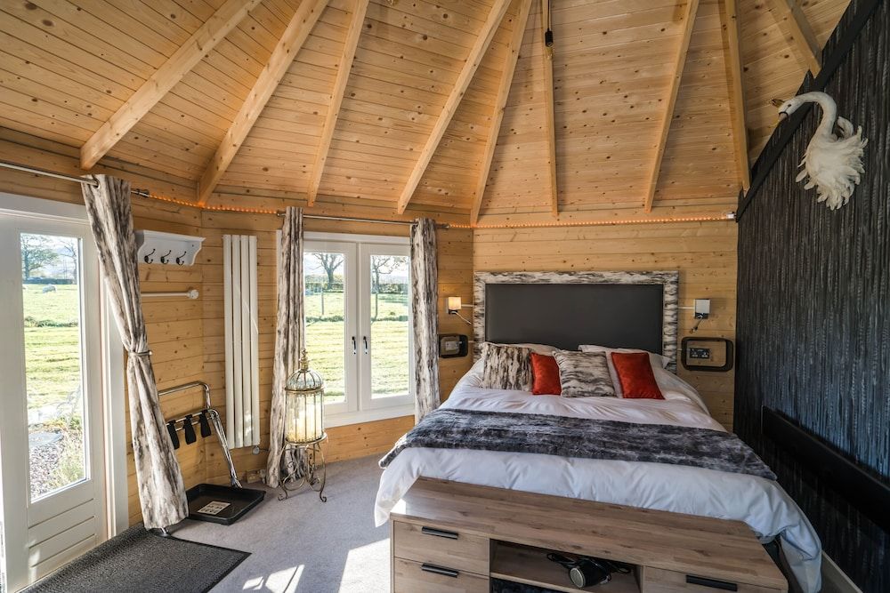 Dunroamin Lodges Cabin, 1 Bedroom (Campsie) 4