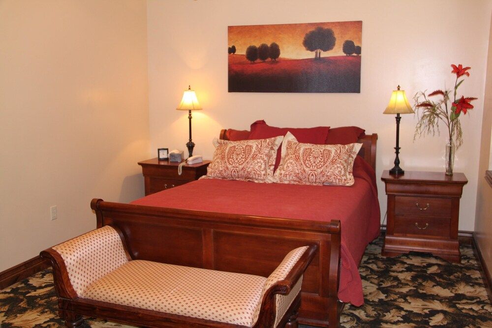Comfort Single Room, 1 Queen Bed, Non Smoking