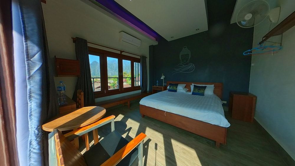 Faraway Suites - Hostel Panoramic Double Room, Mountain View 5