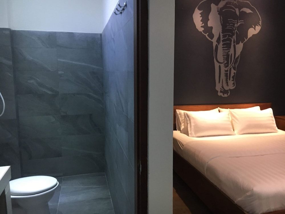 Faraway Suites - Hostel Panoramic Double Room, Mountain View 12