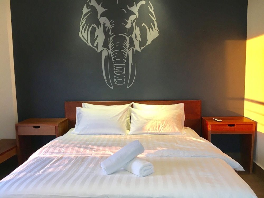 Faraway Suites - Hostel Panoramic Double Room, Mountain View 11