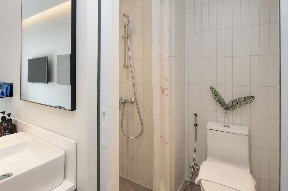 Jono Bangkok Asok Hotel Snooze Blackout Room 5