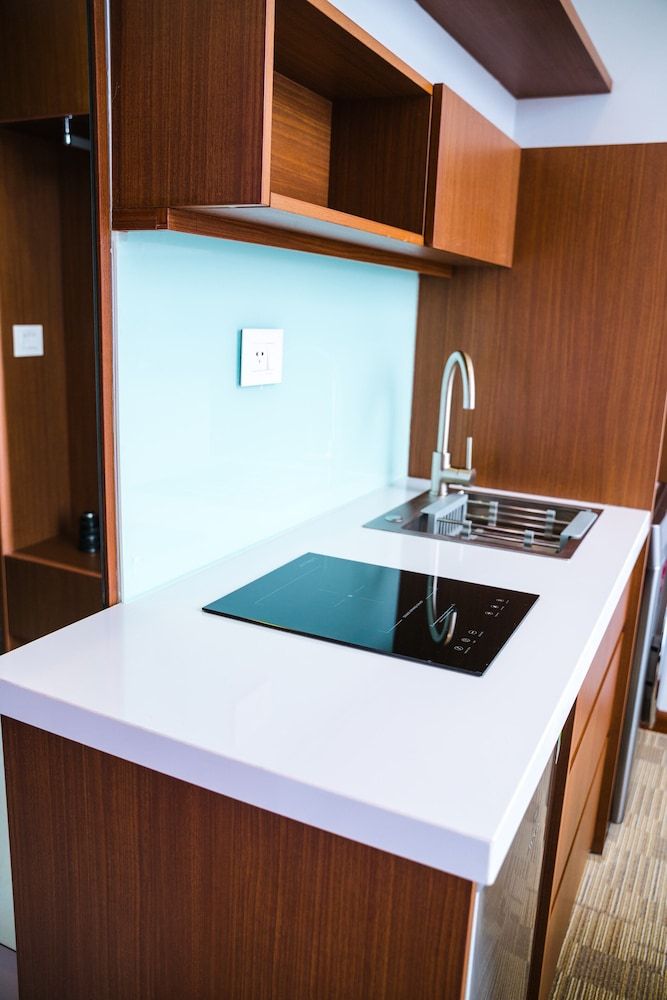 HANA Stay Studio, 1 King Bed 13