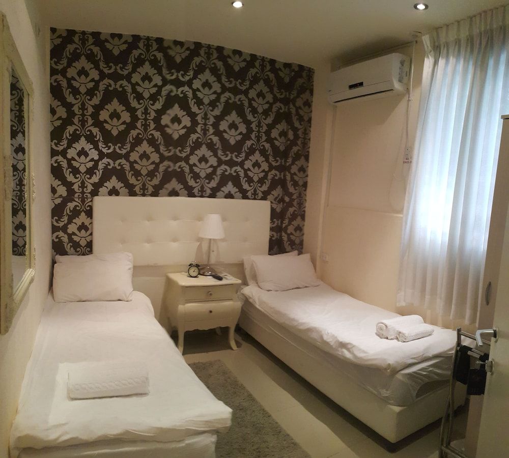 Central Hotel Double or Twin Room 2