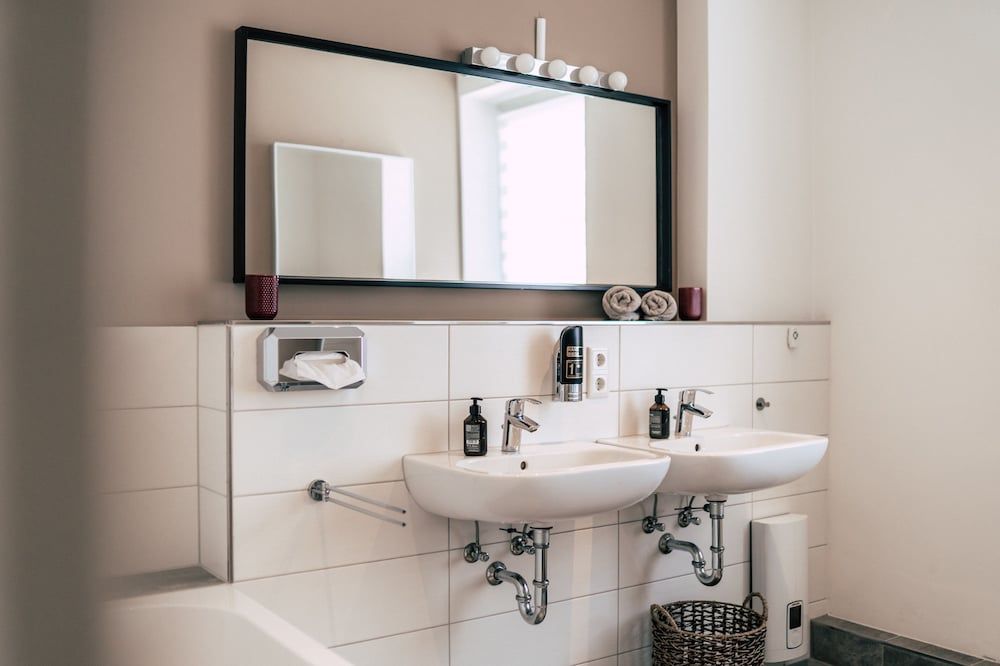 Luga Homes - Mitte *Midtown* 2-Room Apartment with Kitchen 18