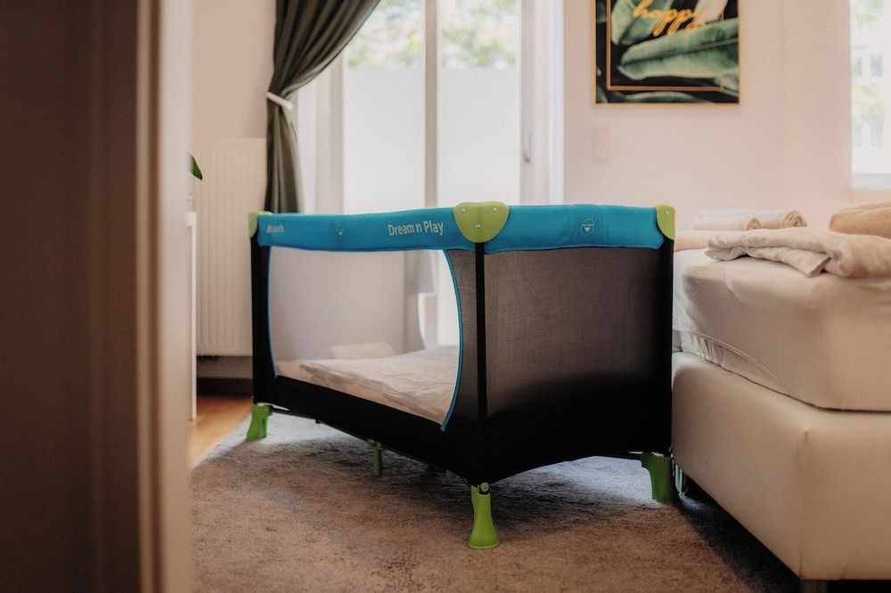 Luga Homes - Mitte *Midtown* 2-Room Apartment with Kitchen 20