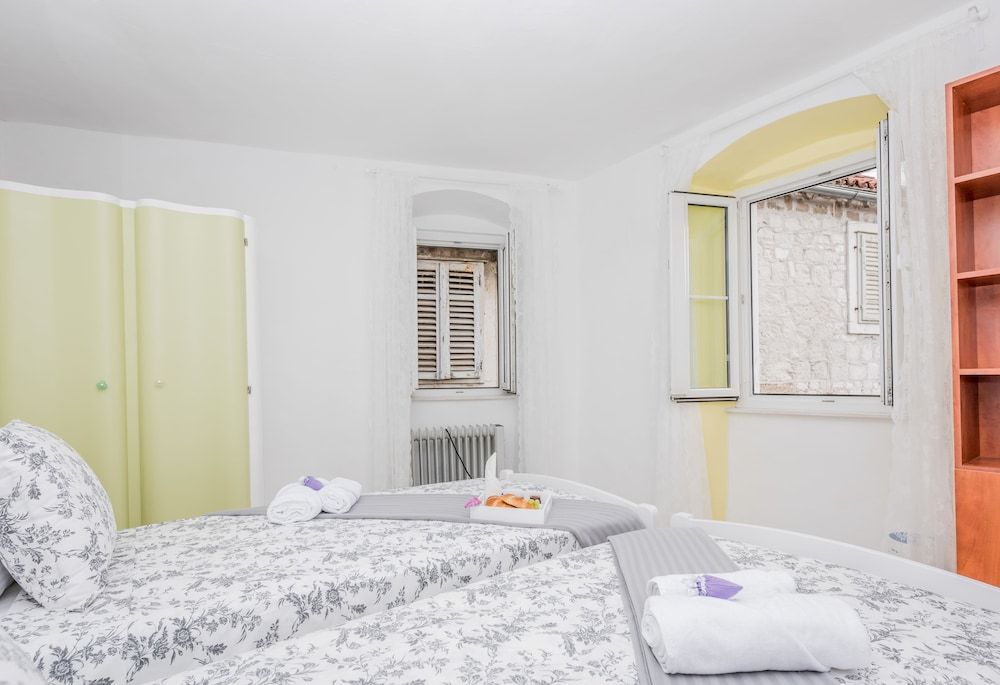 undefined Apartman Mirko&Mimi 5