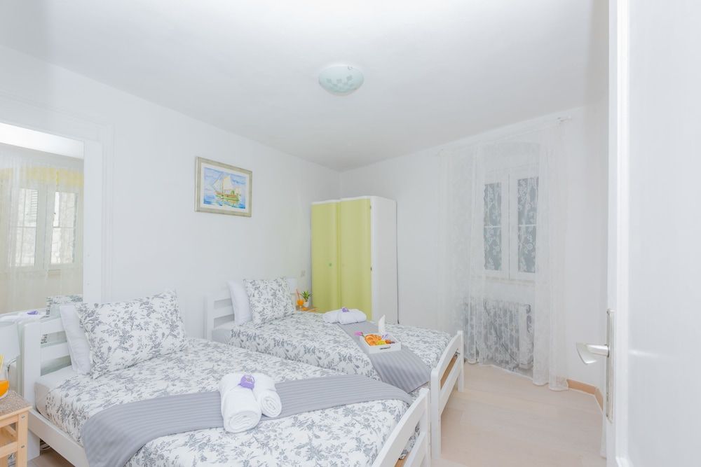 undefined Apartman Mirko&Mimi 4