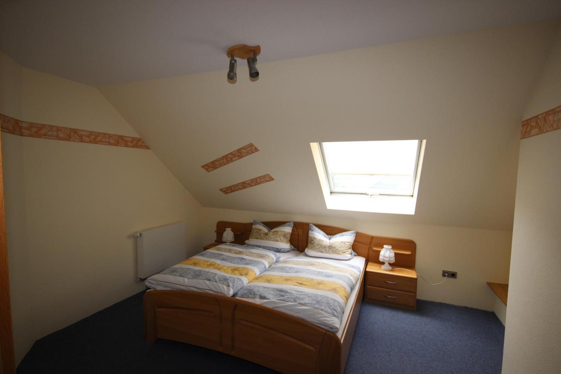 Apartment (4 Adults)