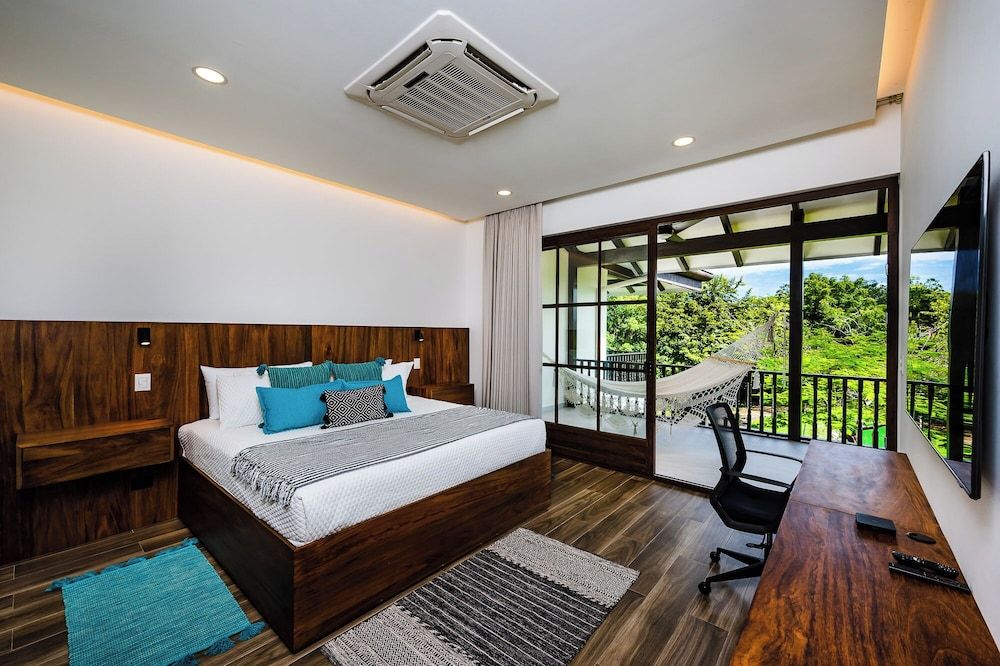 Villa Vista Lago