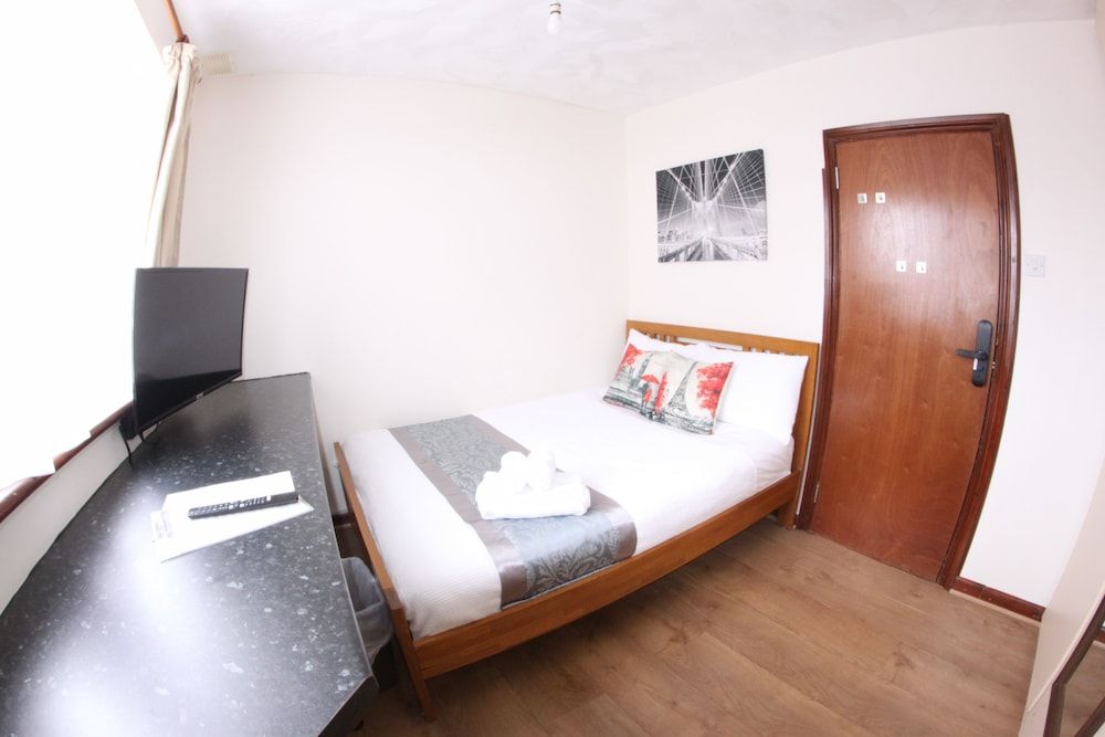 Rm1_Cozy Guest House_Double_8.84Sqm